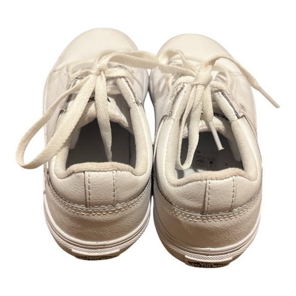 VANS - Picture 3 of 5